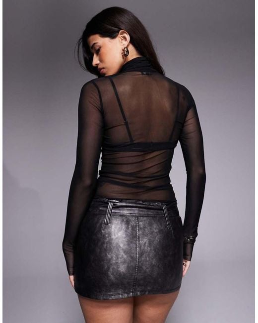 Top Con Cuello Alto De Malla Zadia De AFRM de color Gray