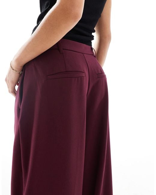 Bershka Red Petite – elegante hose