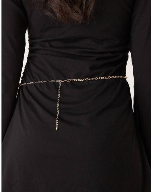 Cintura Per Vita E Fianchi A Catena Dorata Con Pendenti A Moneta di ASOS in Black