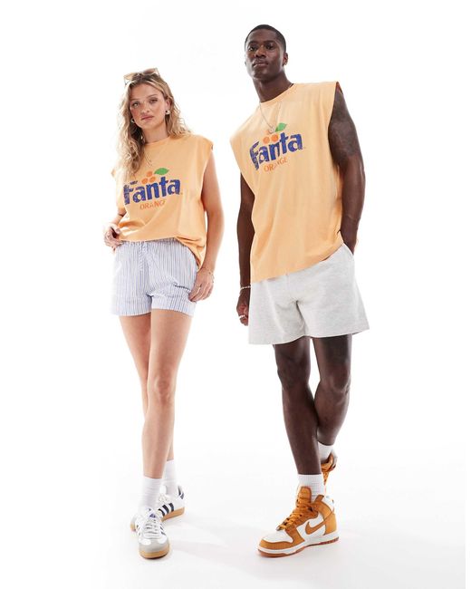 Débardeur unisexe oversize sous licence avec imprimé logo fanta - délavé ASOS en coloris White
