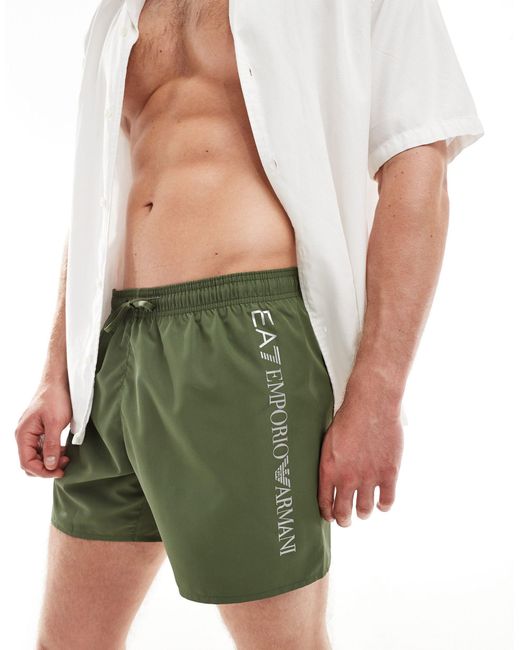 Armani - pantaloncini da bagno kaki con logo laterale verticale di EA7 in Green da Uomo