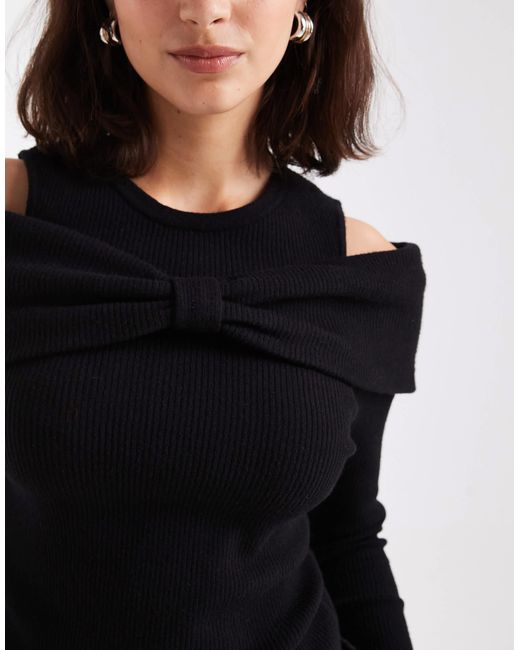 Threadbare Black – langärmliger, schulterfreier pullover