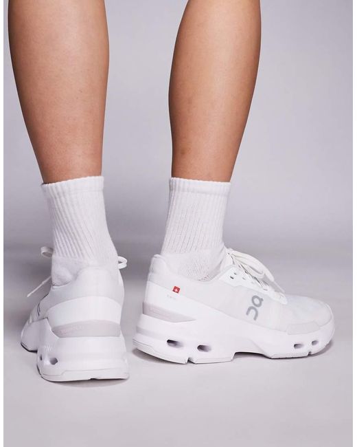 On Shoes White Cloudpulse Training Trainers