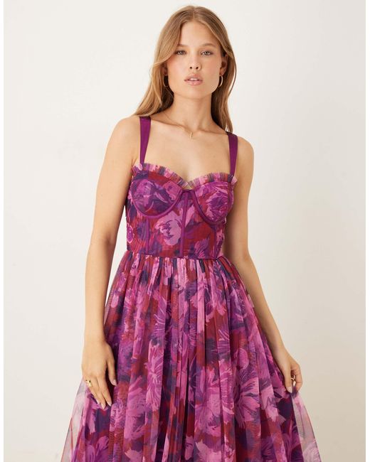 Robe longue style corset en tulle à imprimé fleurs flou - vif LACE & BEADS en coloris Pink