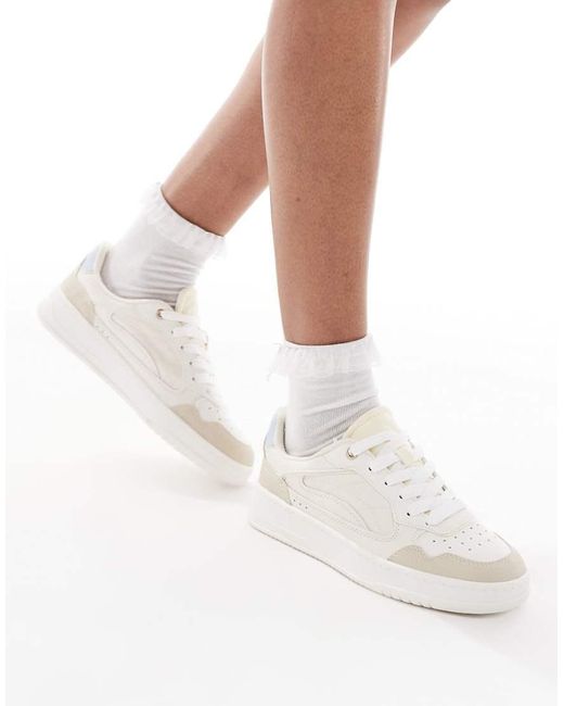 Sneakers Con Suola Flatform E Bianca di Stradivarius in White
