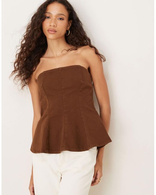 Top bandeau structuré en denim avec ourlet à basque - chocolat ASOS en coloris Brown