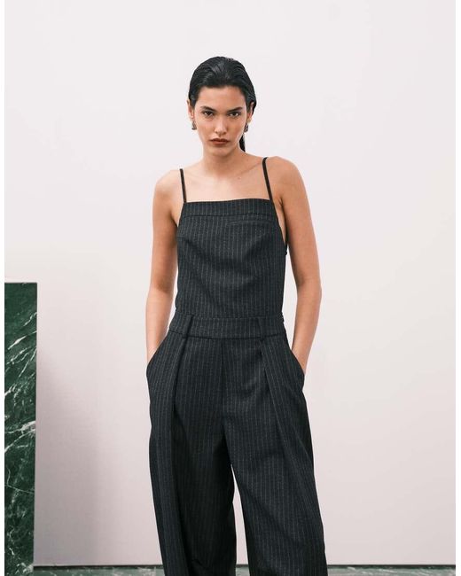 Peto De Sastre Negro Con Raya Diplomática Y Espalda Escotada De ASOS de color White