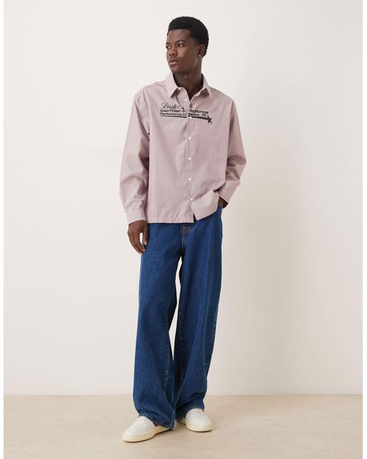 ASOS – oversize-hemd mit brust-print und burgunderem karomuster in Pink für Herren