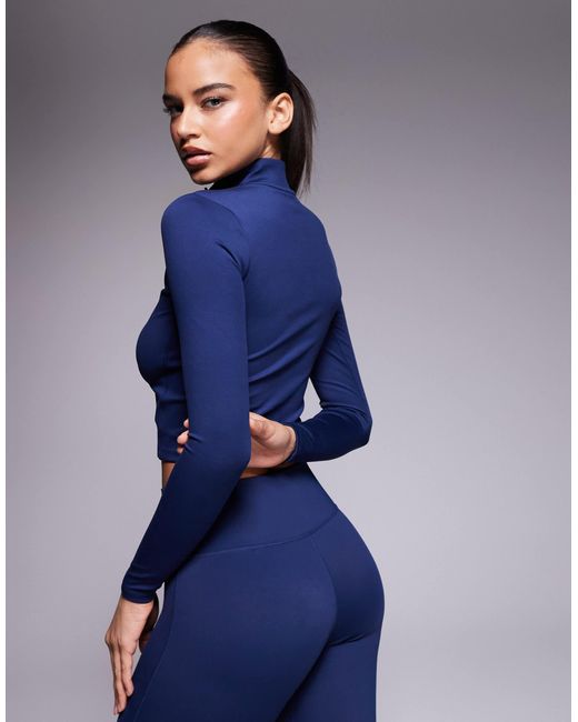 Nike Blue Nike – one training – figurbetontes, langärmliges oberteil