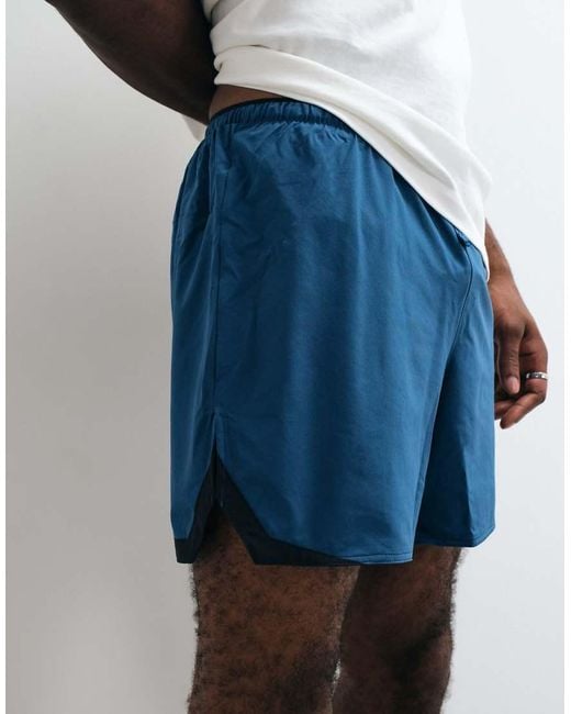 New Balance White Rc Essential Short 5" for men