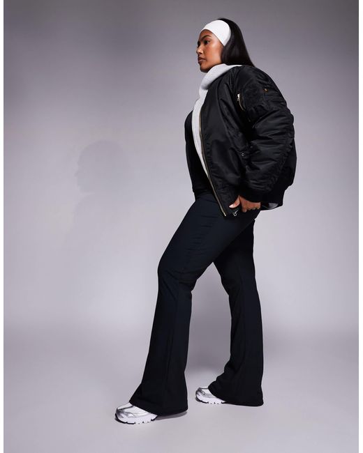 4505 Black Curve – icon – weiche, ausgestellte yoga-leggings