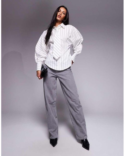 Camicia A Righe Raccolta Con Cravatta di ASOS in Gray