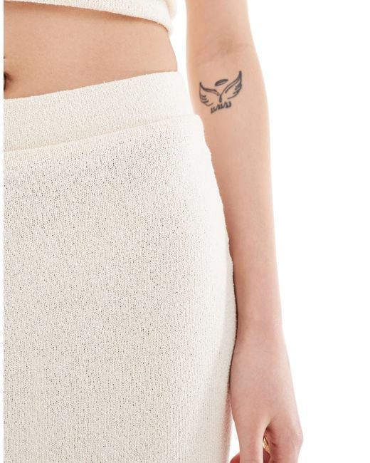 Pieces White Knitted Skirt With Contrast Stitch Co-ord