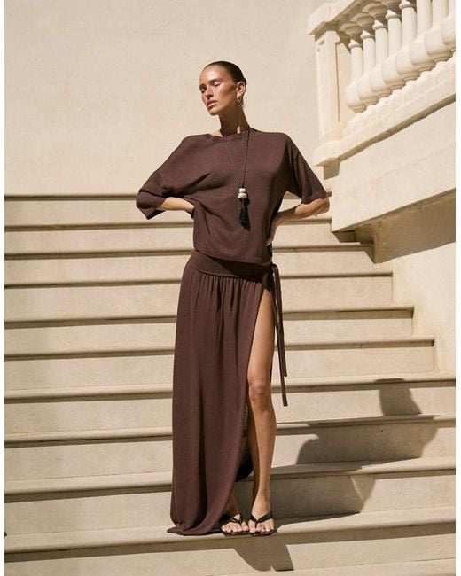 4th & Reckless Natural Fine Knit Drape Front Thigh Split Maxi Beach Skirt