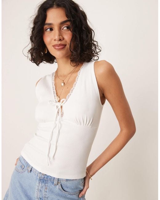 Gina Tricot White – geripptes tanktop