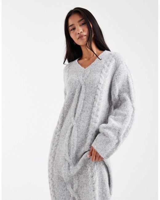 4th & Reckless Wool Feel Cable Knit V-neck Maxi Sweater Dress in White |  Lyst