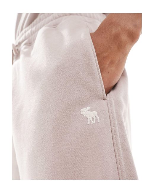 Short d'ensemble à logo en tissu bouclette - taupe Abercrombie & Fitch pour homme en coloris White
