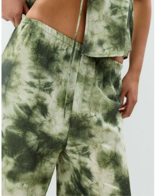 Pantalon fluide imprimé Pull&Bear en coloris Green