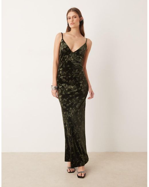 Gina Tricot Natural Rose Jacquard Velvet Maxi Dress