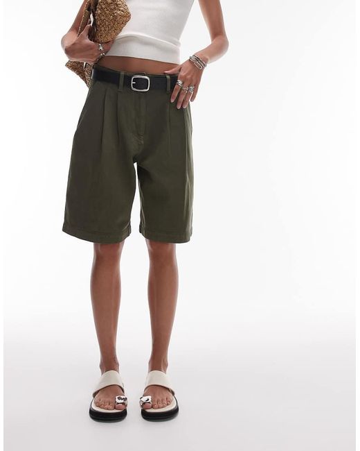 Pantaloncini Bermuda Kaki A Vita Medio Alta Con Pieghe Sul Davanti di ARKET in Green