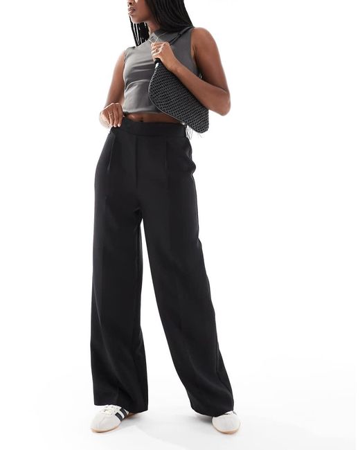 Pantaloni A Fondo Ampio Neri di New Look in Blue