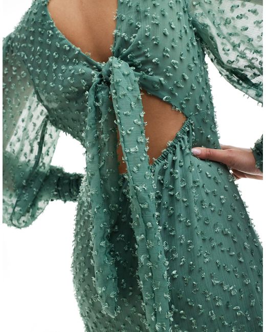 Robe longue à découpes et liens devant Y.A.S en coloris Green