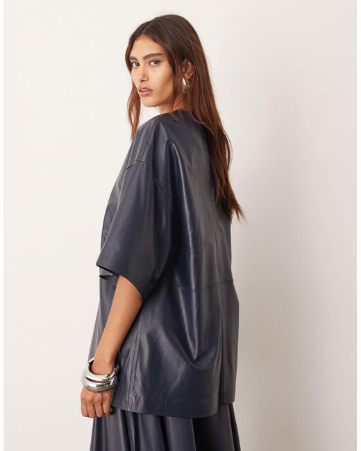 T-shirt d'ensemble en similicuir coupe carrée - marine ARRANGE en coloris Blue