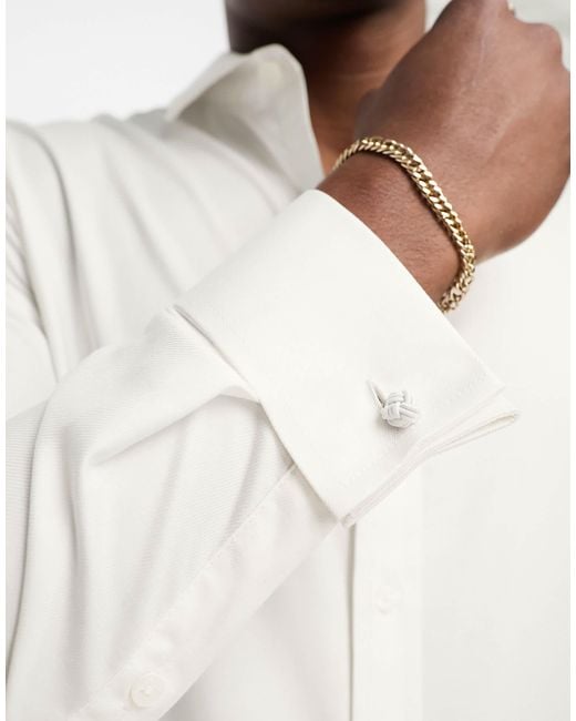 ASOS – schmal geschnittenes twill-hemd mit cutaway-kragen und doppelter manschette, leicht zu bügeln in White für Herren