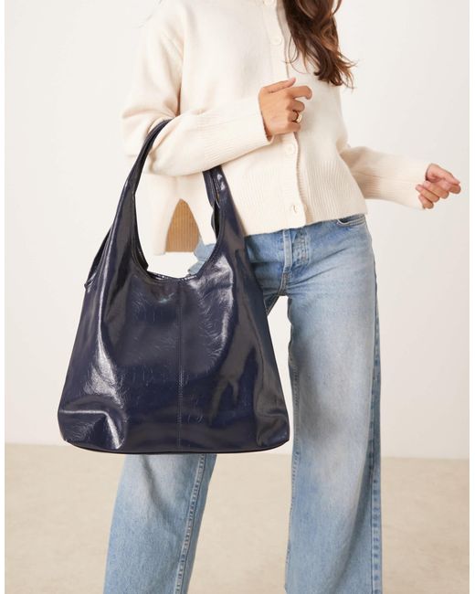 ASOS Blue – u-förmige tragetasche