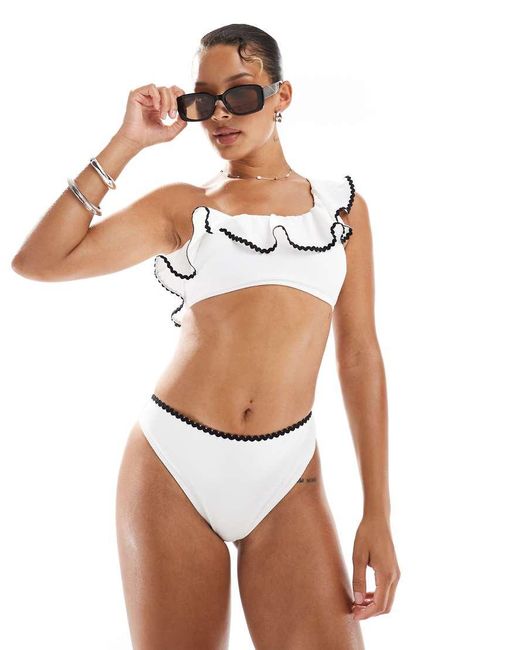 Slip Bikini Bianchi Con Cuciture Stile Coperta di New Look in White
