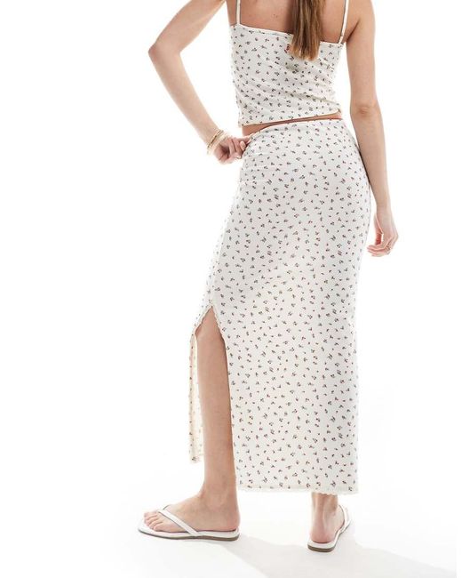 Pull&Bear White Ditsy Floral Pointelle Maxi Skirt Co-Ord