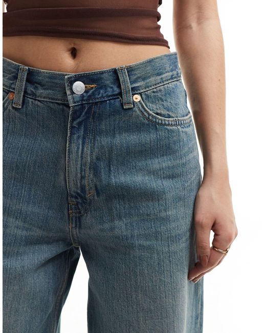 Rail - jeans dritti a vita medio alta a fondo ampio color trove di Weekday in Blue