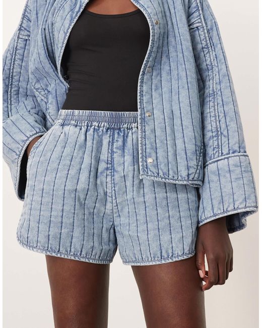 ARRANGE Blue Quilted Distressed-look Casual Short Co-ord With Pockets