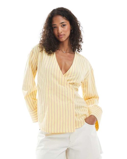 Camicia A Righe Senza Colletto Con Maniche Cocoon di ASOS in White