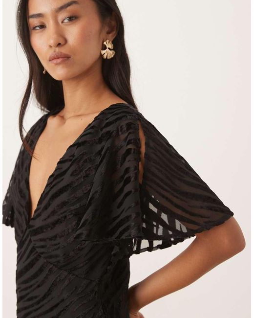 Six Stories Black Flutter Sleeve V-neck Asymmetric Dropped Hem Maxi Dress