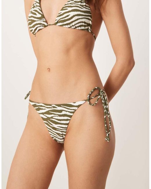Stradivarius Bikinibroekje Met Zebraprint En Touwtjes in het Natural