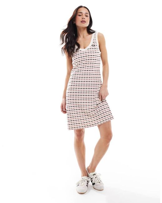 Fred Perry Gebreide Bouclé Jurk in het Pink