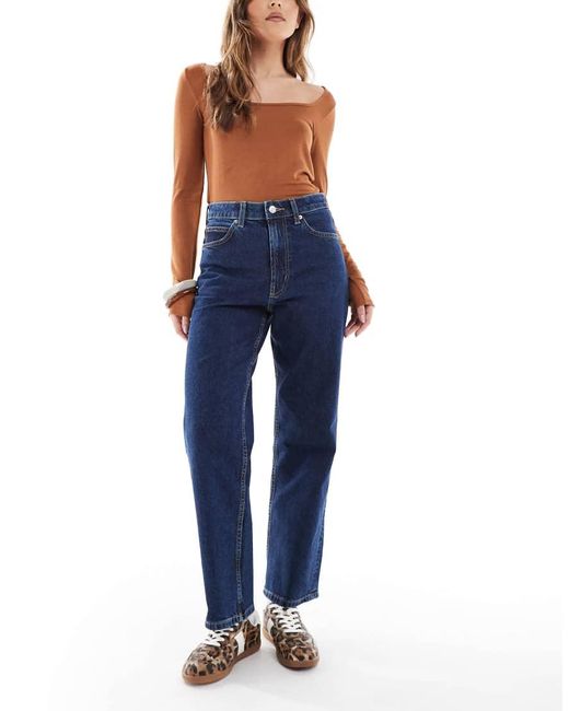 Vaqueros Capri Azul Medio Oscuro Pulcro Elásticos De Pernera Recta Cómoda De ASOS de color Blue