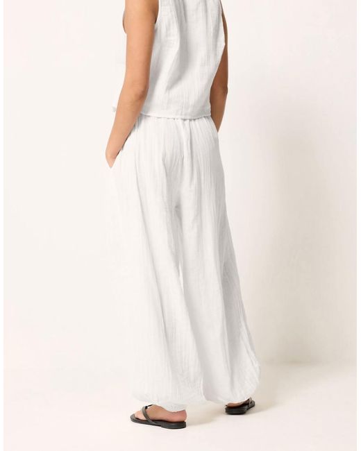 PixieGirl White Petite Cheesecloth Balloon Trousers
