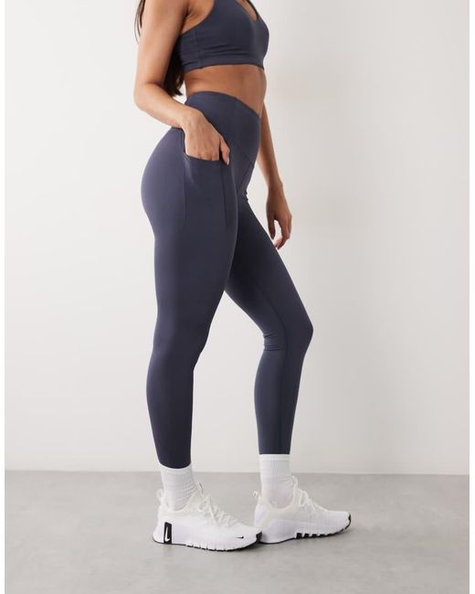 4505 Hourglass in het Blue