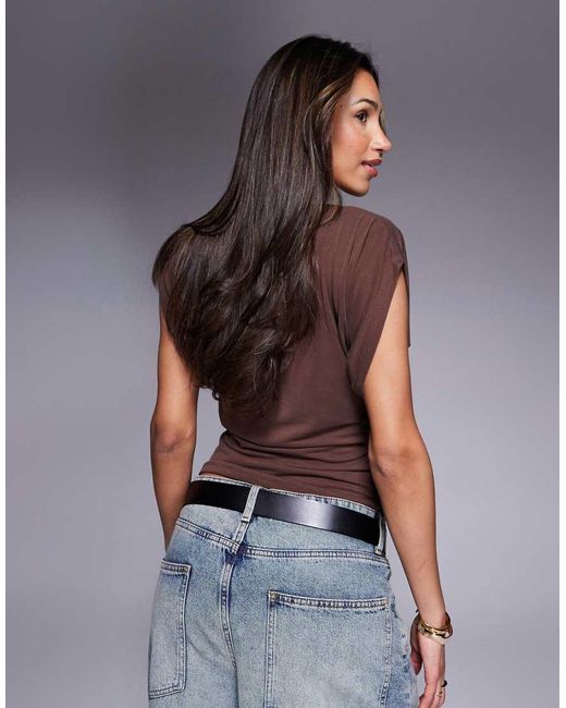 ASOS Grown On in het Brown