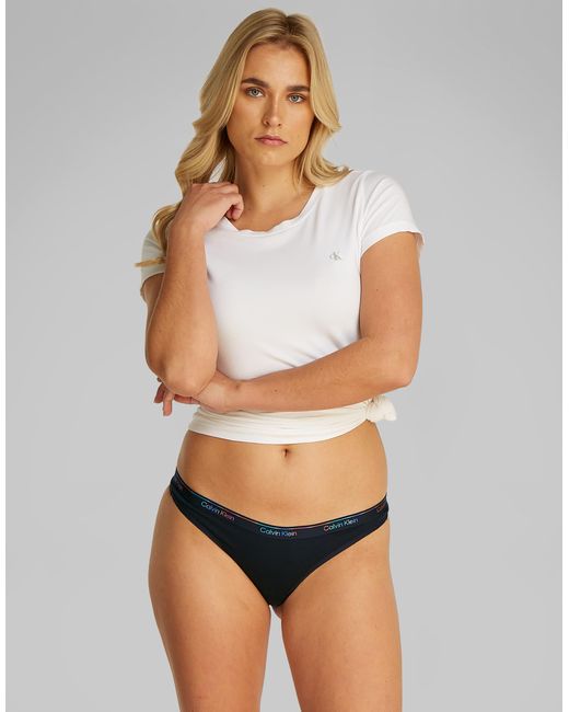 Calvin Klein Black – modern logo – 5er-pack tangas
