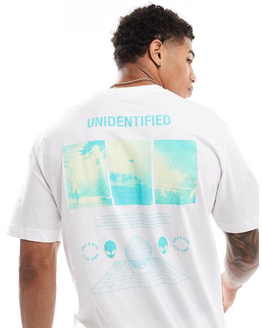 T-shirt oversize bianca con stampa "unidentified" sulla schiena di Only & Sons in White da Uomo