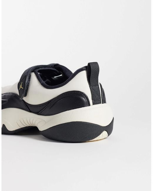 Nike White Nike Pointe Sneakers