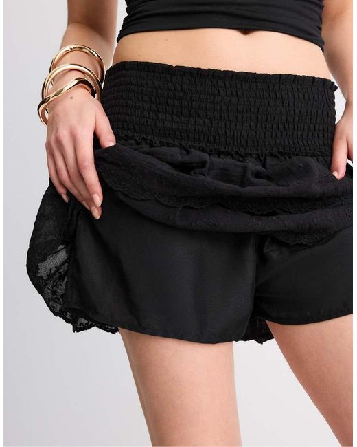 Stradivarius Black Embroidered Crinkled Skort