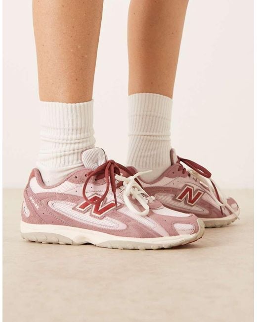 New Balance Pink 204l Trainers