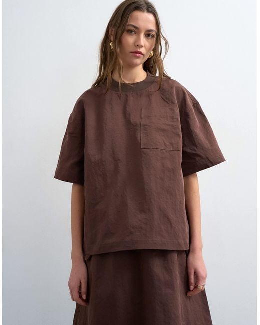 TOPSHOP Brown Structured Woven Tee