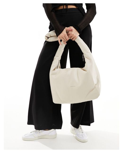 Grand sac à bandoulière souple - cassé Claudia Canova en coloris Black