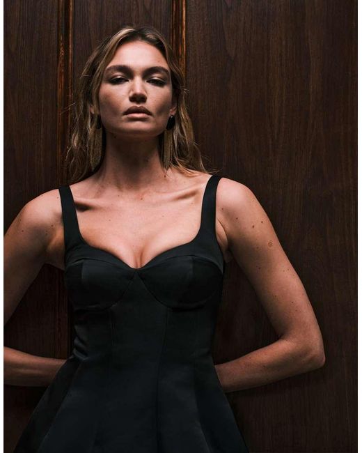 Six Stories Black Satin Sweetheart Neck Structured Lace Skirt Maxi Dress