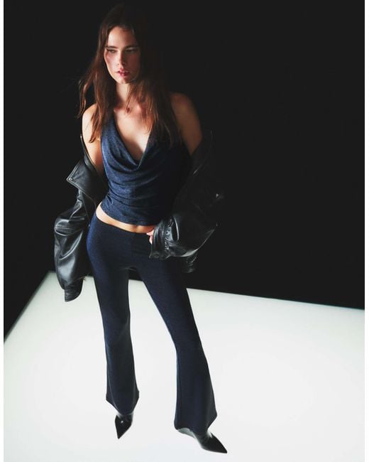 Bershka Black – schimmernde schlaghose